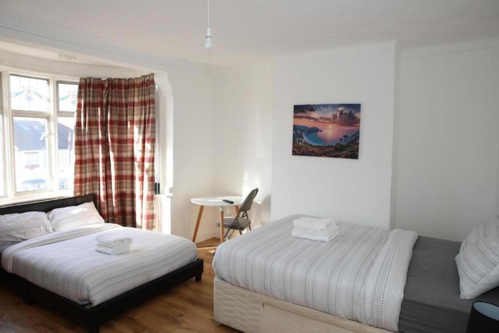 Oyo Timi Holiday Homes Londyn Zewnętrze zdjęcie